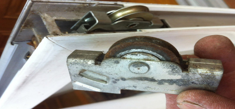 screen door roller repair in Corona